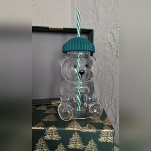 NWOT. Clear Bear Shaped Glass with Teal Straw